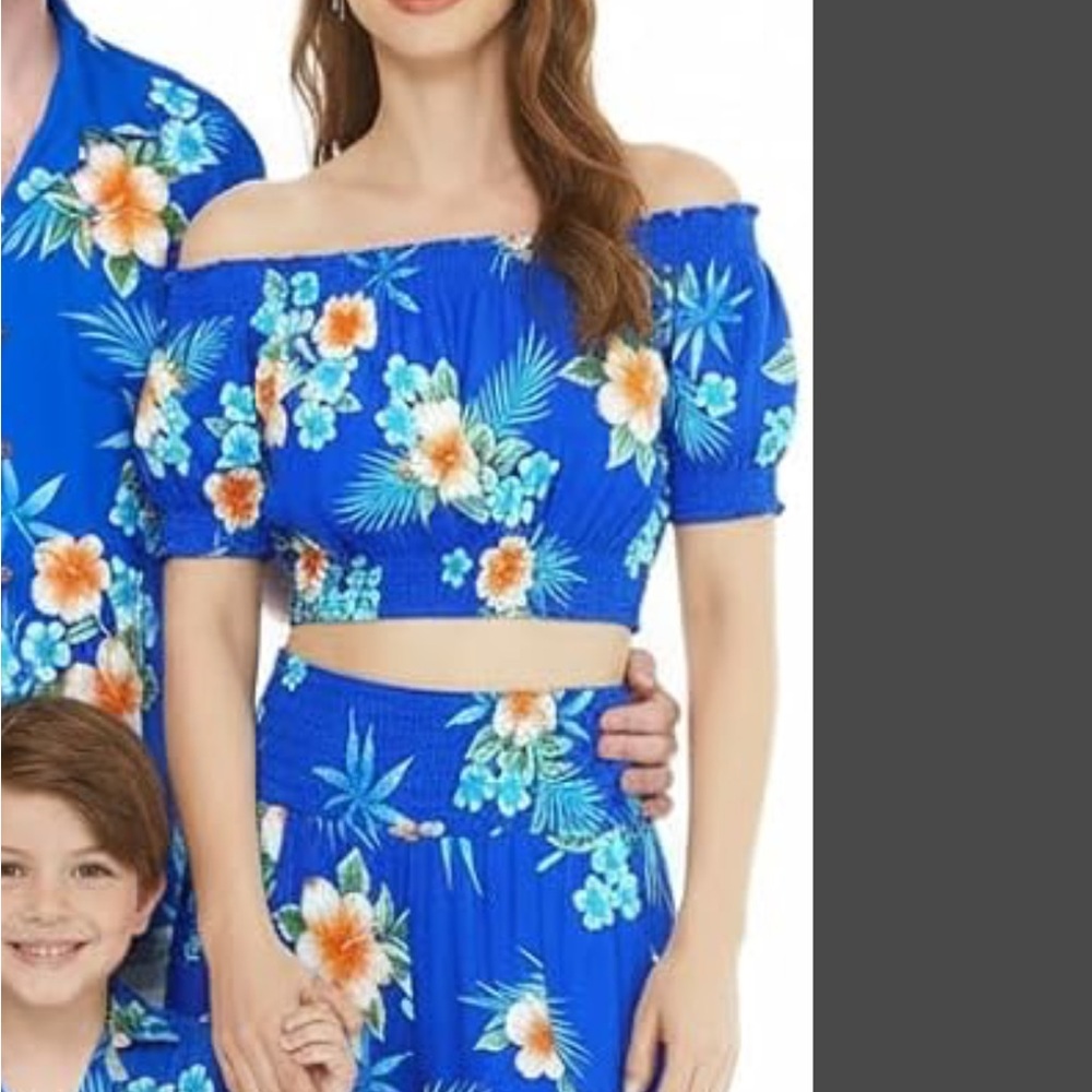 Hawaiian Blue Tropical Off-Shoulder smock Crop Top with Floral Print size large